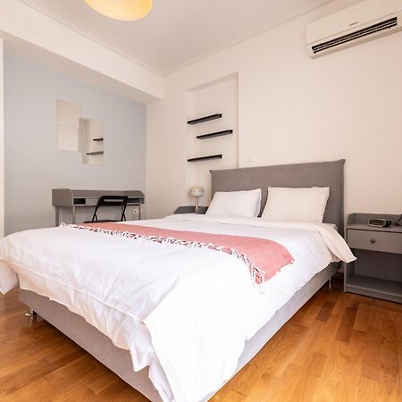 Athens Retreat 1-Bdr Apt Close To Metro Station Atenas Exterior foto