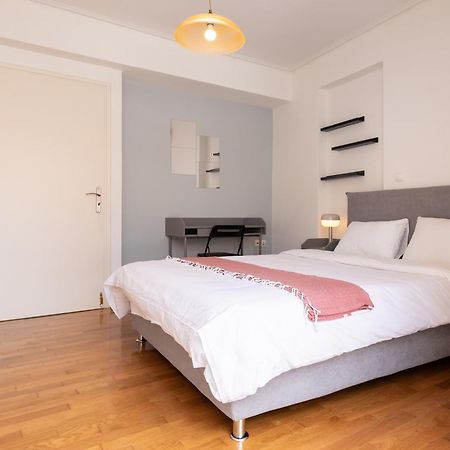 Athens Retreat 1-Bdr Apt Close To Metro Station Atenas Exterior foto