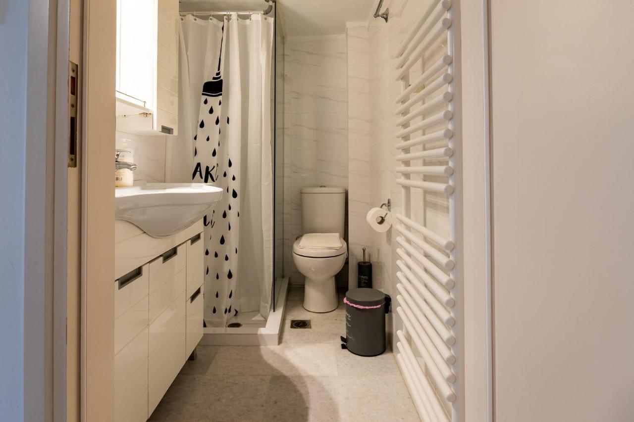Athens Retreat 1-Bdr Apt Close To Metro Station Atenas Exterior foto