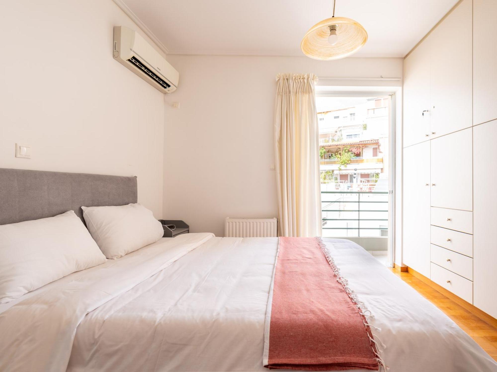 Athens Retreat 1-Bdr Apt Close To Metro Station Atenas Exterior foto